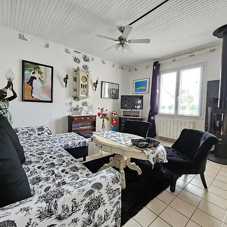 Maison Confortable Avec Veranda Et Jardin, 4 Pers, Animaux Sur Demande - Fr-1-476-88