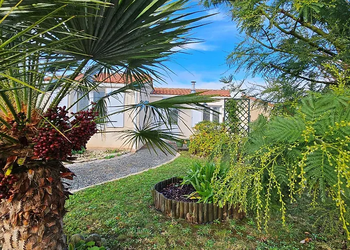 בית נופש Maison Confortable Avec Veranda Et Jardin, 4 Pers, Animaux Sur Demande - Fr-1-476-88 *