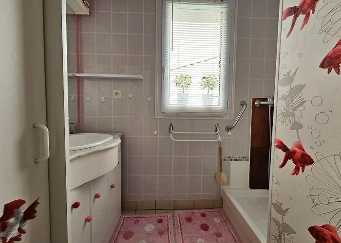 Maison Confortable Avec Veranda Et Jardin, 4 Pers, Animaux Sur Demande - Fr-1-476-88 לה פוט-סור-מר